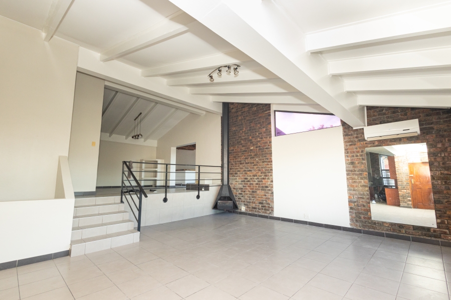 4 Bedroom Property for Sale in Selbourne Western Cape